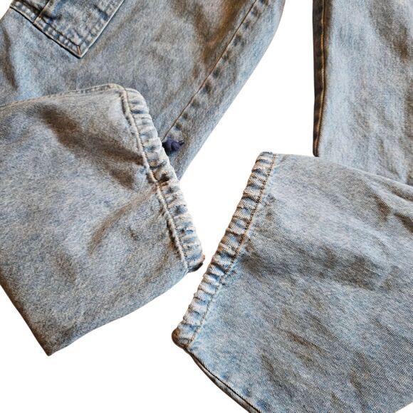 Levi '94 Baggy Cargo JEANS Size 29x30 Mid Rise Loose Adjustable Hem New Wide Leg - Picture 4 of 11